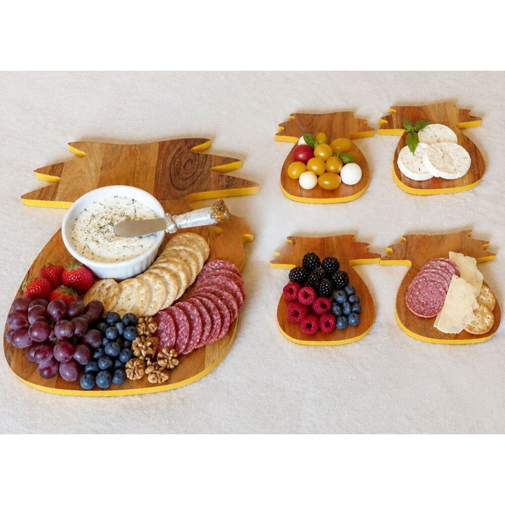 TropEco Hawaii Monkeypod Wood Pineapple Cutting Board Set 4 Mini Boards Spreader